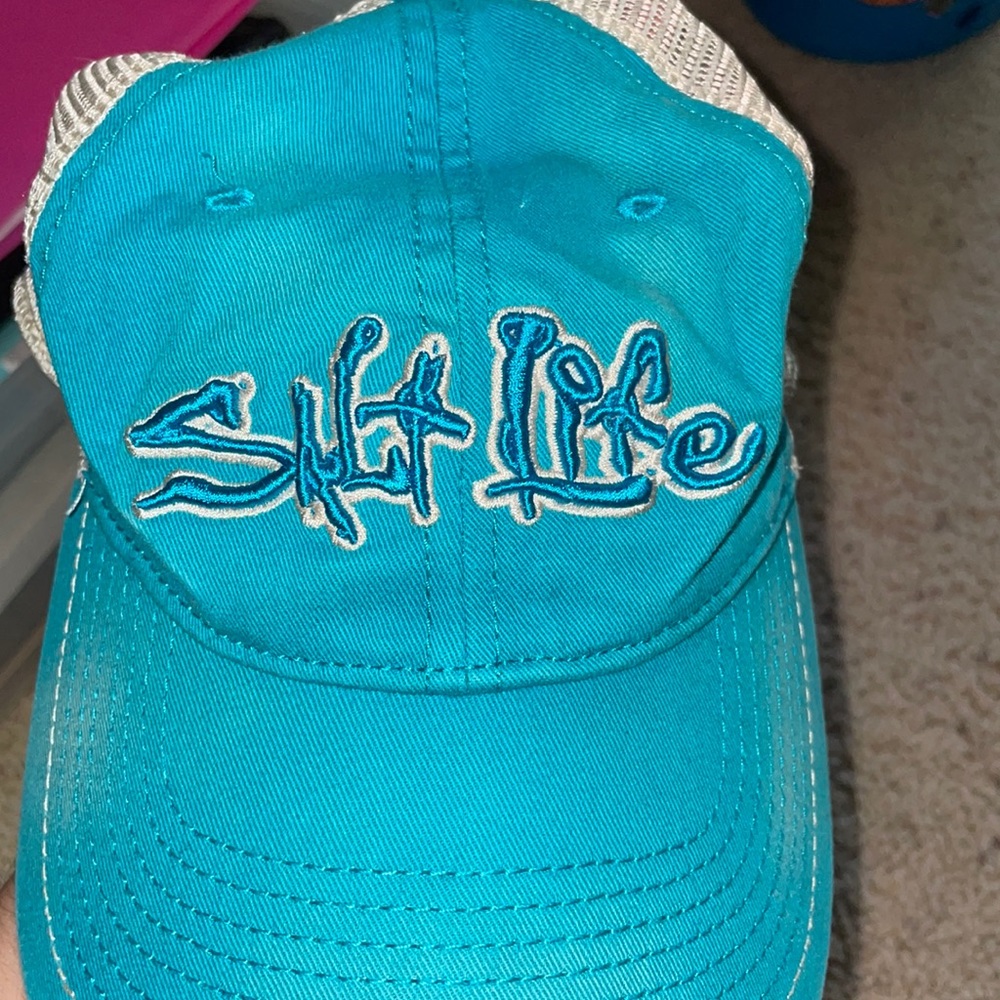 hat
